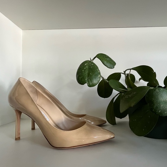Jimmy Choo Nude Patent Leather Heels - Picture 2 of 3